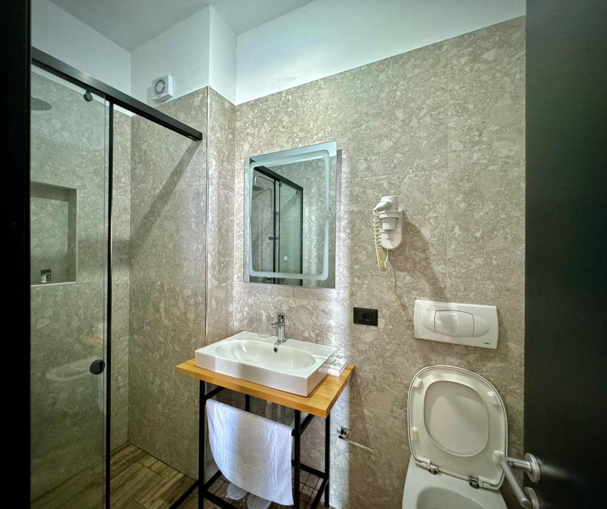 Gogo'S Boutique Hotel เดอร์มี ภายนอก รูปภาพ
